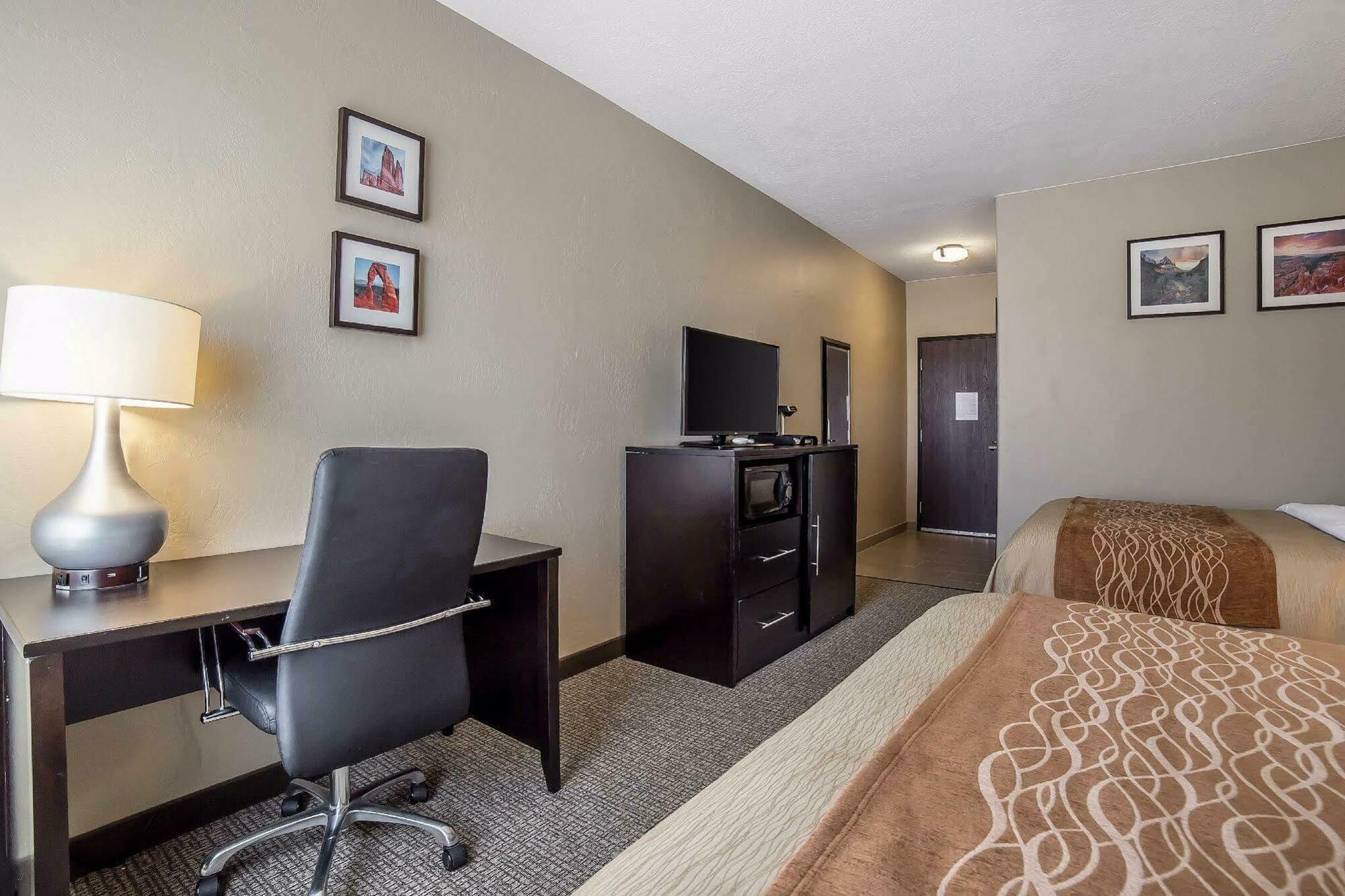 Comfort Inn & Suites Vernal - National Monument Area Eksteriør billede